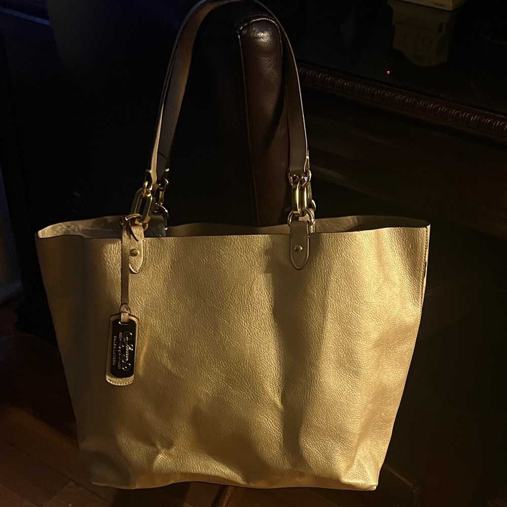 Ralph Lauren Leather Tote Bag in Metallic Gold - Elegant Everyday Carry